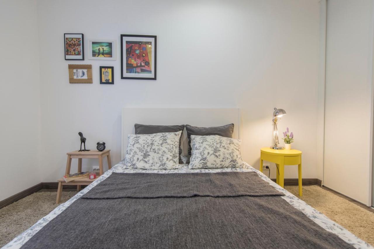 Alfama Typical Beco Da Adica Apartment Lisbon Bagian luar foto